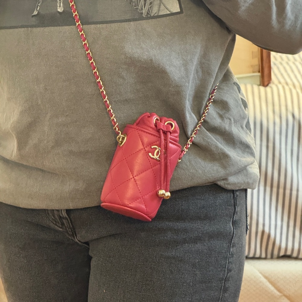 Chanel Matelasse Mini Bucket Bag - Picture 10 of 10